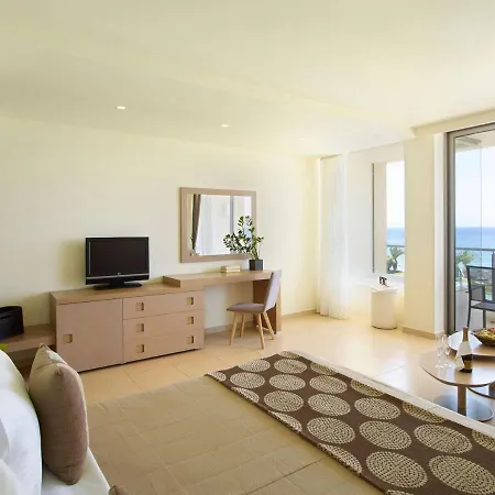 The Ixian Grand & - Adults Only Hotell