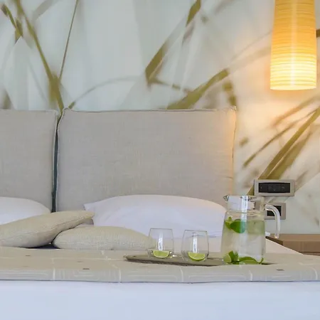 The Ixian Grand & - Adults Only Hotell